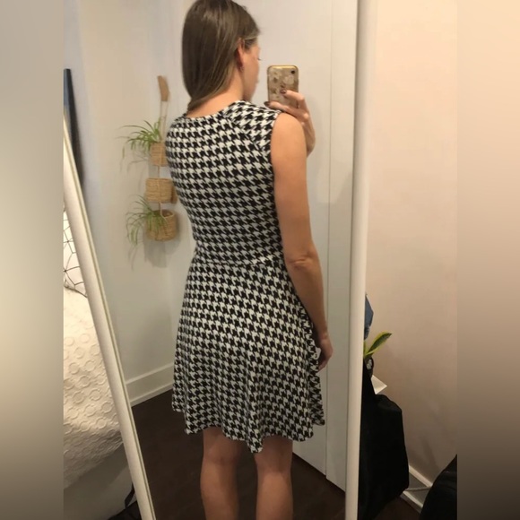 H&M houndstooth dress - Picture 5 of 6